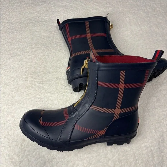 Tommy Hilfiger Women Blue Plaid Ankle Rain Boots - Picture 8 of 8